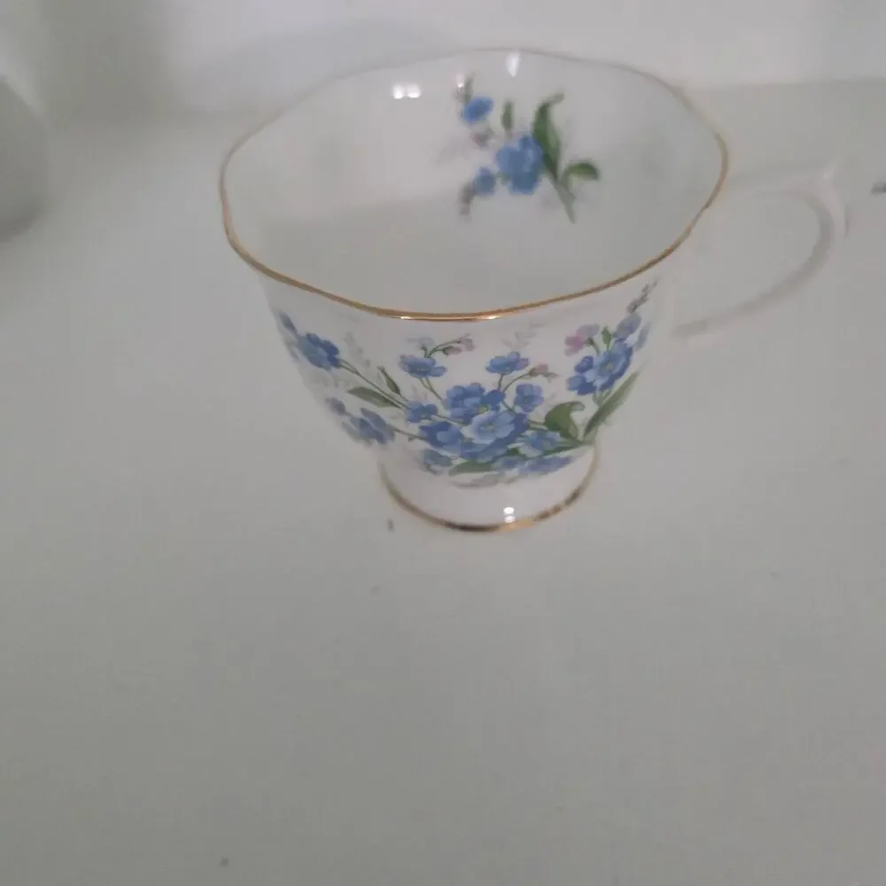 Royal Albert 